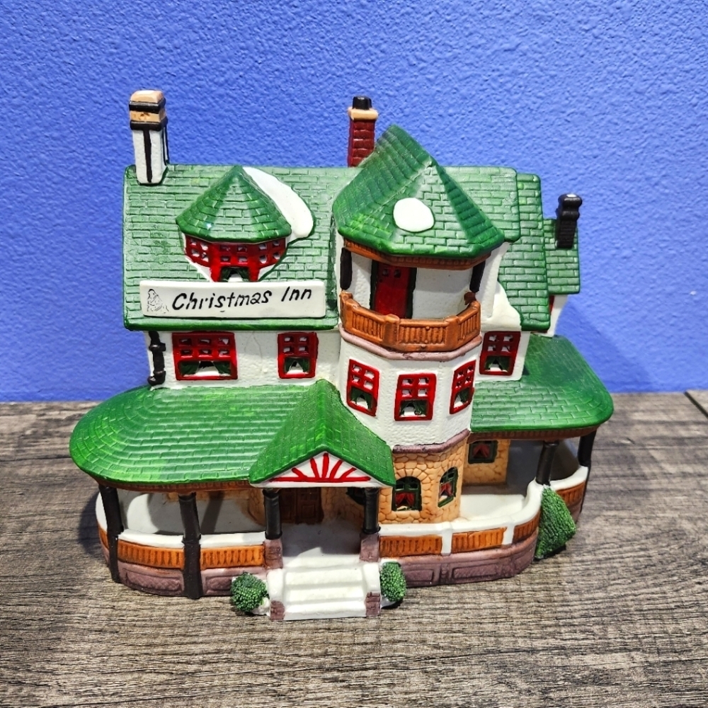 Lemax Dickensvale Collectibles Christmas Inn Village Piece Lighted Vintage 1994